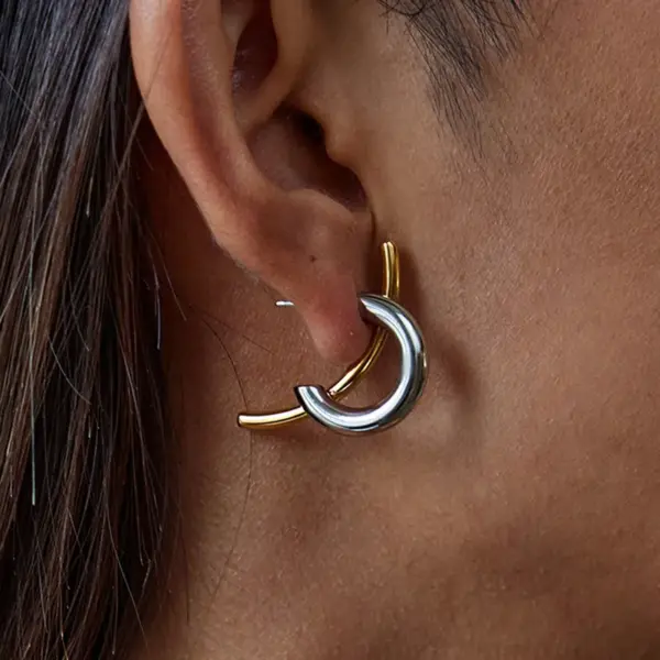 Wholesale Design Sense 18K Gold 304 Stainless Steel Gold And Silver Color Block Letter/Letter Pattern Vacuum Plating (In Furnace) Simple Line Earrings Jewelry Wholesale
