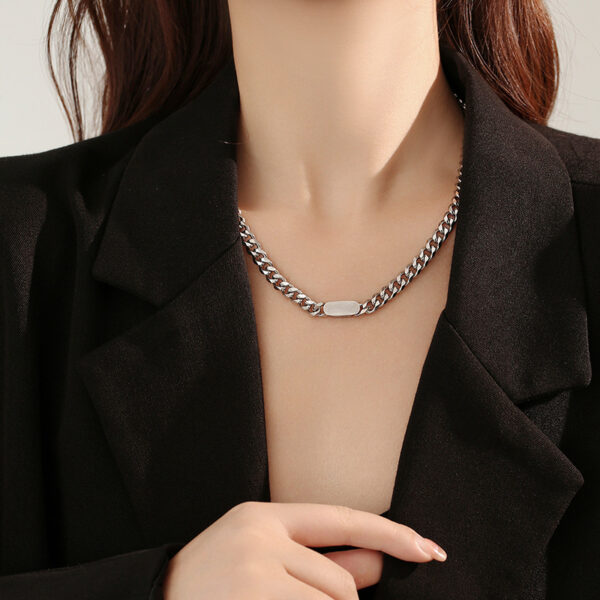 Wholesale Titanium Steel Necklaces That Do Not Fade, Stainless Steel Jewelry for Women, Versatile Cuban Necklace Accessories, High-End
