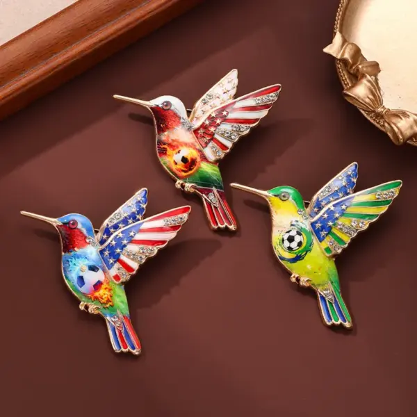 Wholesale Hummingbird Pin In Red Zinc Alloy Featuring Diamond Craftsmanship, Perfect For Independence Day