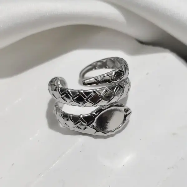 Wholesale Plasma Plated Steel Color 304 Stainless Steel Dot Leaf Open Ring For Women Eye Crown Waterproof Non-Fading Unisex