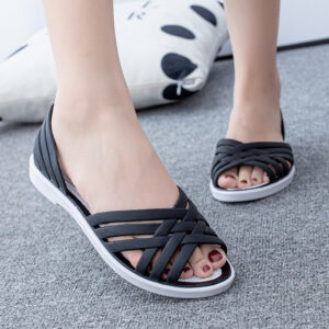 Black / 38