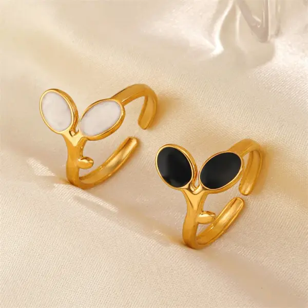 Wholesale Ion Plating (IP) 18K Gold Plated Leaves 304 Stainless Steel Hip-Hop Vacation Waterproof Non Tarnish Open Rings
