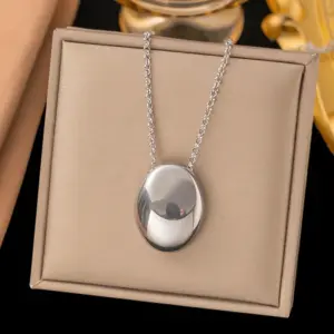 18 [Ah93] Geometric Ellipse Sweater Chain / Steel Color
