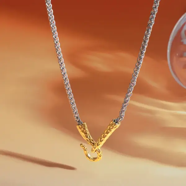 Wholesale Asymmetrical Irregular Necklace For Women In 304 Stainless Steel With 18K Real Gold Plated PVD Coated Finish And Box Chain
