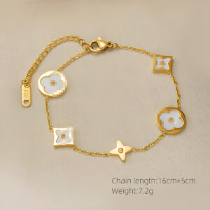 Four-leaf clover titanium steel bracelet gold / Made of stainless steel all over the body + real gold plating in the furnace with 18k gold