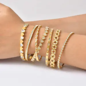 Wholesale Ins Style Luxurious Shiny Zircon 201 Stainless Steel Women's Bracelet 18K Gold Plated Elegant Temperament Jewelry Accessory
