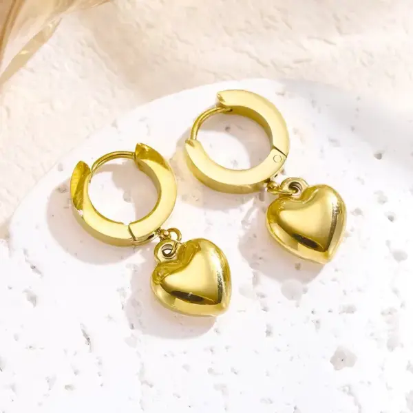 Wholesale 18K Gold Plated 304 Stainless Steel Vacuum Electroplating (In Furnace) Heart-Shaped Three-Dimensional Box Chain/Square Pearl Chain Jewelry Set Suitable For Women To Wear On Daily Dates Or