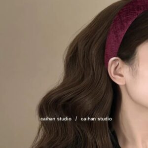 Wholesale Retro Brown ~ Chennel Velvet Headband Retro Elegant High Cranial Top Headband Autumn and Winter Ins Style Elegant Travel Hair Accessories