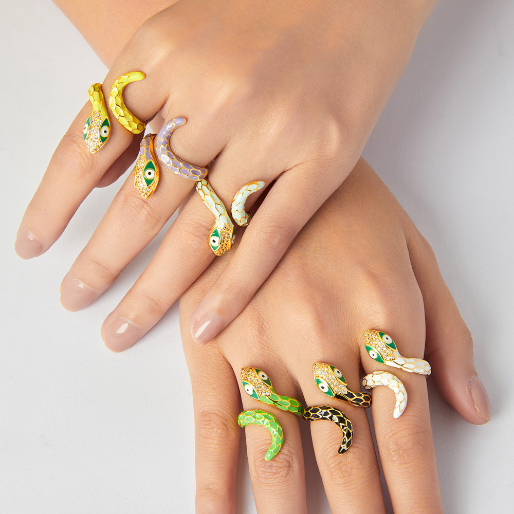 Wholesale European and American New All-match Color Oil Dripping Ins Wind Finger Ring Copper Gold Plated Diamond Three-dimensional Snake-shaped Windin