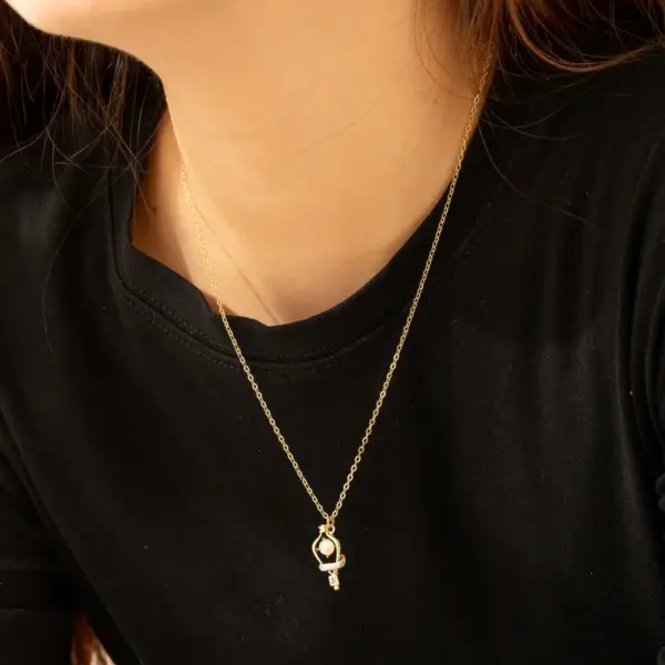 Wholesale Three-dimensional Letter Necklace For Women With Electroplating KC Golden Plated Copper, Artificial Rhinestones, And Cable Chain