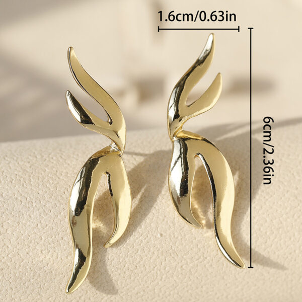 Wholesale  fashion all-match exaggerated personality alloy irregular graphics earrings earrings Valentine's Day gift for women