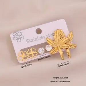 Gold / Average Size / 4#petals