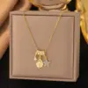 Wholesale Starfish Pendant Necklace For Women With Inlay Artificial Rhinestones, 18K Real Gold Plated Copper, Water Plating, Cable Chain