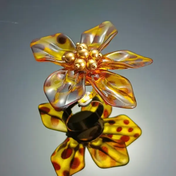 Wholesale Stainless Steel + Resin Material Ring + Bracelet + Earrings Flower Women's Jewelry Set Electroplated 18k Gold Jewelry Set
