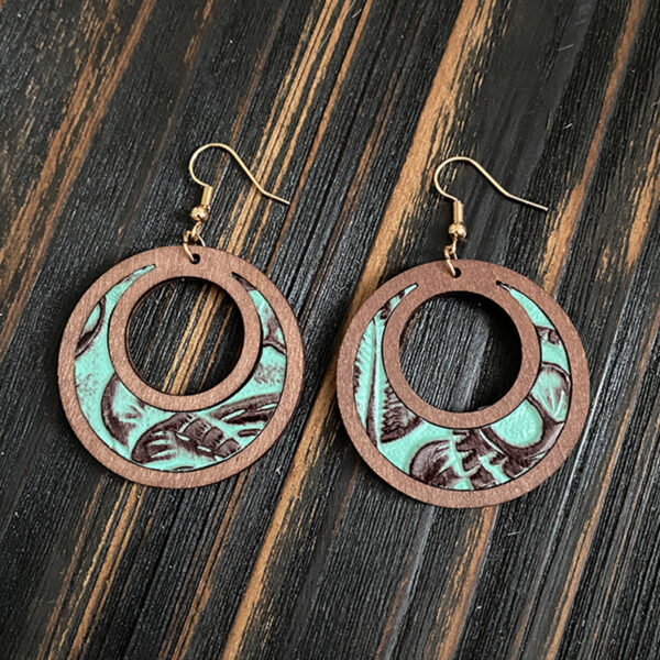 Wholesale Western leather earrings hollow texture inlaid earrings light fashion wood earrings manufacturers supply