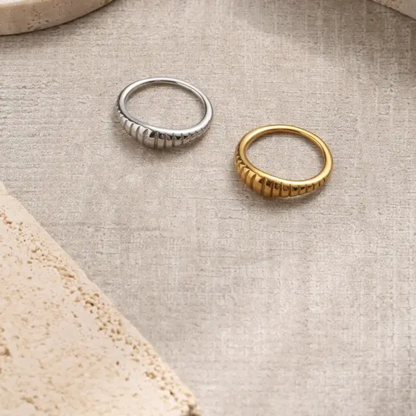 Wholesale Unisex Geometric Rings Made Of 316 Stainless Steel With PVD Coated 18K Real Gold Plating Featuring Surgical Steel Craft