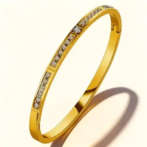 46-D-8 Gold Diamond-Embellished Bracelet