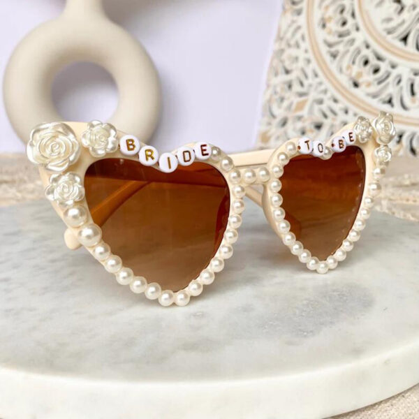 Wholesale BRIDE bride Pearl Rose BRIDE Letter Women's Single Party Love Tea Handmade Sunglasses