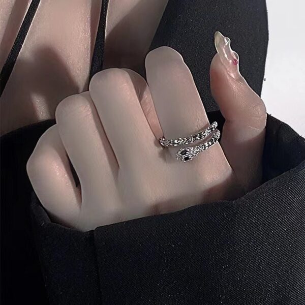 Wholesale Awesome Accessible Luxury Snake Ring Women's Niche Design Couple Ring Sense of Design Personalized Index Finger Ring Men's Trendy