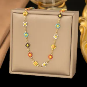 【QYH6191】Colorful Daisy Necklace / Gold
