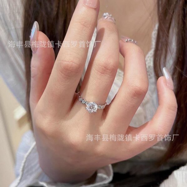 Wholesale Shangmei 18K Rose Gold Plated Cnc Shangmei Honeycomb Ring Set with Diamonds Couple Rings Ring Valentine's Day Gift Free Shipping