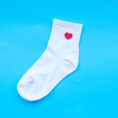 Wholesale South Korea simple Valentine's Day super cute little love red heart socks socks