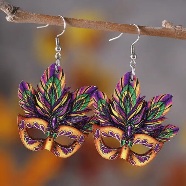 oly-fe5d3c1d895389ed3eaf62a2e52b414d Wholesale carnival color jewelry exaggerated mask hollow wooden personality trend earrings