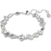 Wholesale Classic copper alloy crystal women's bracelet with a beating heart-shaped design.