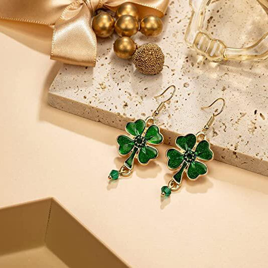 Wholesale Amazon new Irish Santa para festival clover earrings ins fashion niche high Sense Creative Festival
