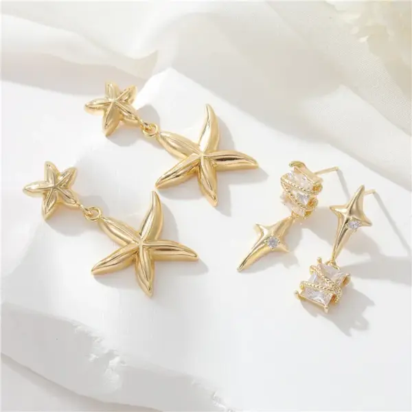 Wholesale Starfish Stud Earrings For Women In Copper With Electroplated Gold Plating And Zircon Inlay