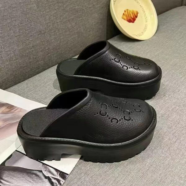 oly-ff6d4bfee3518dfa6f73ec53b8e34fc1 Wholesale Baotou Cave Shoes Thick Sole Home Women’s Slippers Outer Wear Summer Beach Shoes Women’s Platform Bottom Shoes