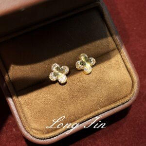 E521 four leaves autumn gold white diamond stud earrings