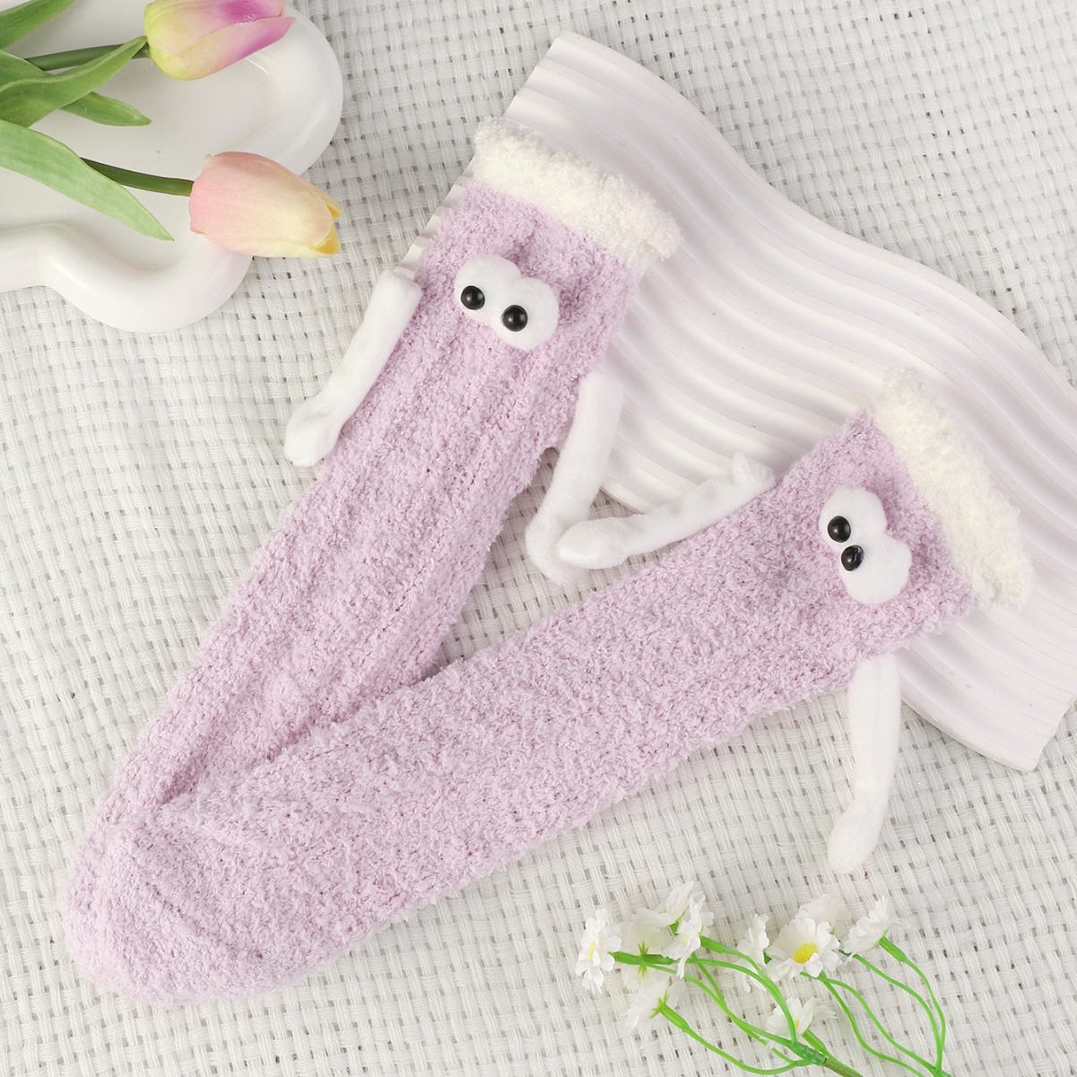 Wholesale Cross-border hot-selling warm coral fleece socks hand-in-hand couple socks eye mid-calf length socks Valentine's Day gift socks