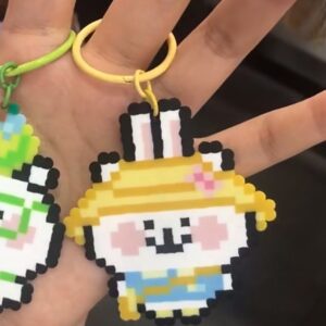 Pixel style keychain [style 15]