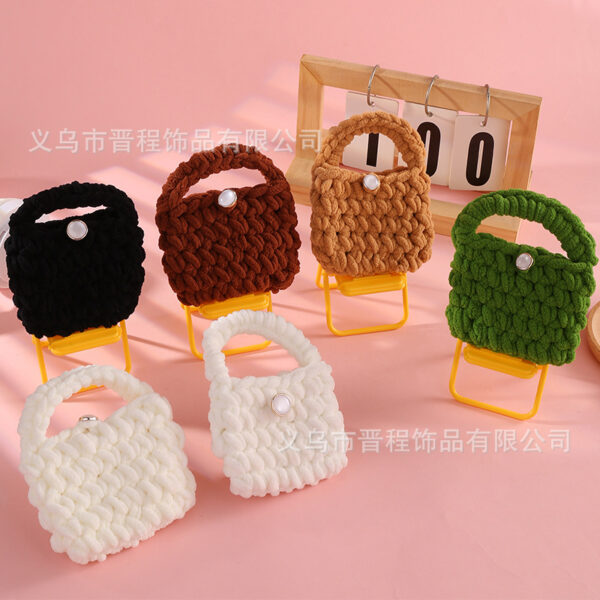 oly-98ec0dfb897a2df278cd26aaba806f21 Wholesale Handmade Plush Solid Color Knitted Coin Purse Charm