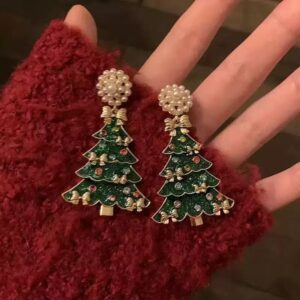 Green christmas tree earrings