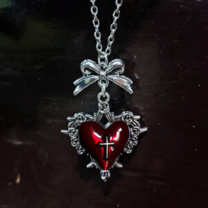 oly-001037f19fc069c786f8a8f1986ce3bf Wholesale Gothic Y2K Red Heart Thorn Pendant Necklace Ancient Silver Alloy Layering Jewelry Fashion Accessory for Party or Gift