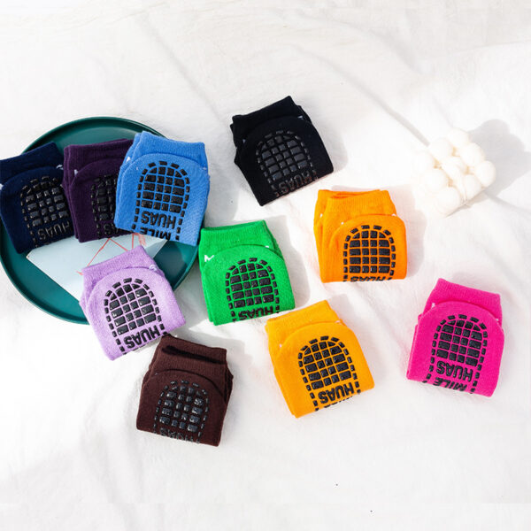 oly-005b84842ba7c654d0a6d0be70f9eb7c Wholesale Cotton Anti Slip Socks Stylish Candy Color for Women Everyday Wear