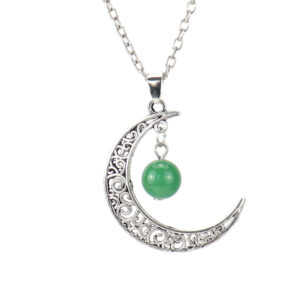 Green aventurine + chain