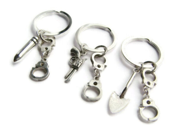 Wholesale Alloy European Style 3 Piece Keychain Set Fashion Accessory Gift