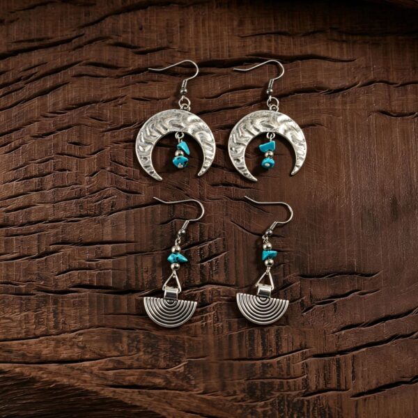 oly-02bd25335e80e977f21a57d6c506f5a8 Wholesale Zinc Alloy Hollow Flower Turquoise Bohemian Moon Earrings Jewelry Accessory for Women