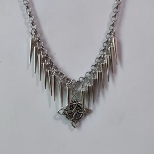 oly-03d5c365a23567d291dc4a886d38da40 Wholesale Punk Star Pendant Necklace Silver Zinc Alloy Spiked Fringe Choker Trendy Jewelry Accessory for Casual or Gift Use