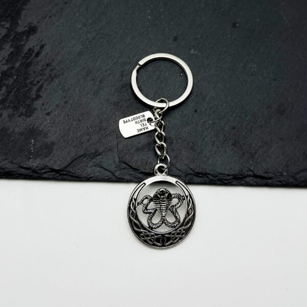 Wholesale Retro Snake Round Keychain Decorative Zinc Alloy Car Key Accessory Gift