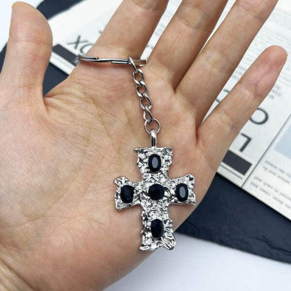 Wholesale Fashion Rhinestone Cross Pendant Keychain Decorative Car Accessory