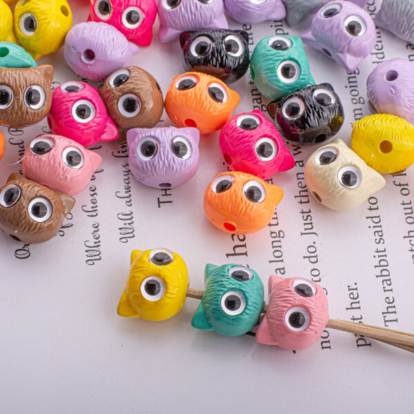 Wholesale Cute Owl Acrylic Loose Beads Solid Color DIY Fashion Accessory for Bracelet and Car Decor Gift