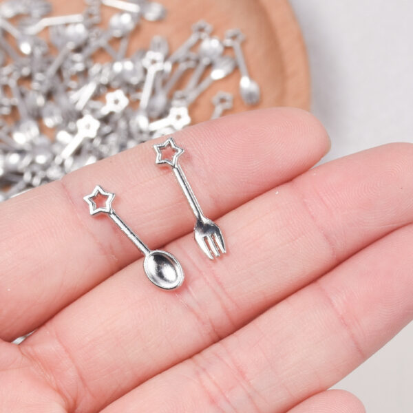 oly-07b0a50e7b9678c1250a9df1f50221e4 Wholesale Star Spoon Fork Charm Pendants Mixed Colors Zinc Alloy DIY Jewelry Accessories Boutique Resale
