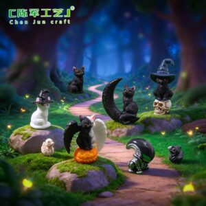 Wholesale Trendy Halloween Black and White Twin Cat Resin Figurine Desktop Decorative Accent