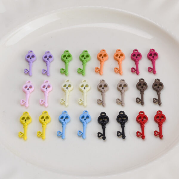 oly-0845deafeae238157fa1fad1aee8c785 Wholesale Chic Skeleton Key Pendant Zinc Alloy Mixed Colors Halloween DIY Phone Chain Craft Supply