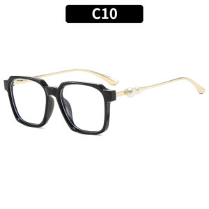 C10 - Black frame, white film