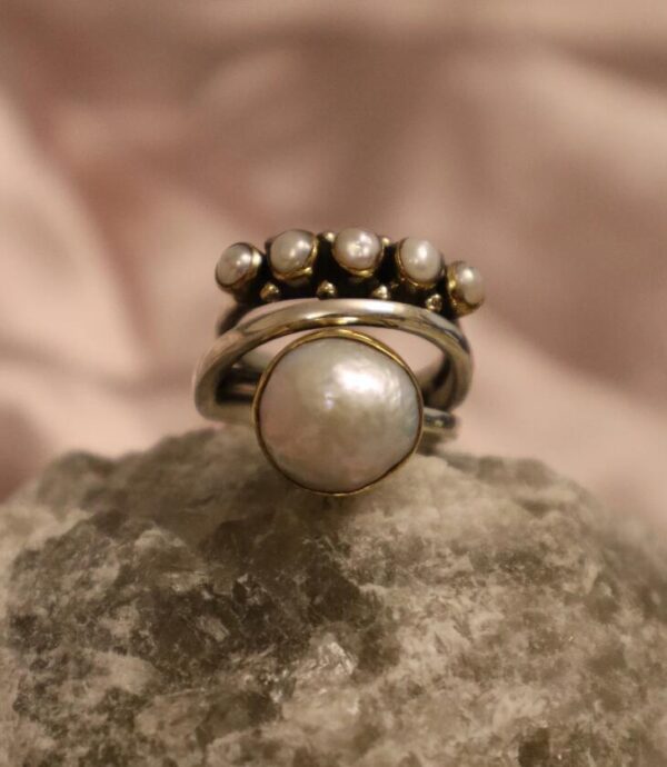 oly-0a14ed9ca10fe111b06a44ffca12ac01 Wholesale Retro Geometric Pearl Open Ring Gold Jewelry Accessory Boutique Gift